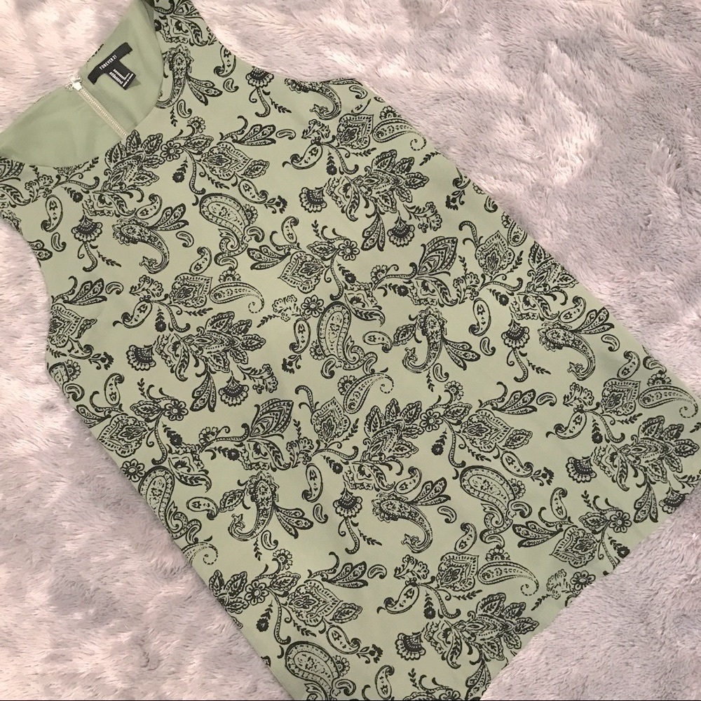 Forever 21  Mini Dress Floral Green & Black
